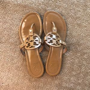 Tory Burch Sand Patent Leather sandal